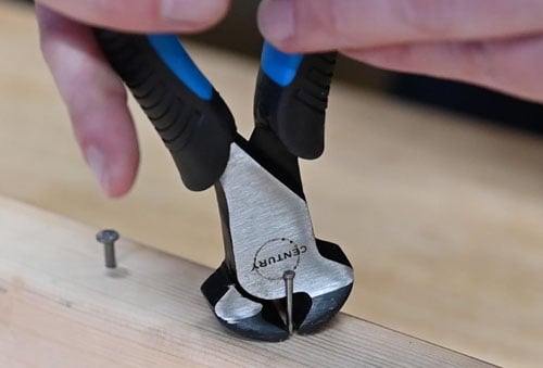  Pliers